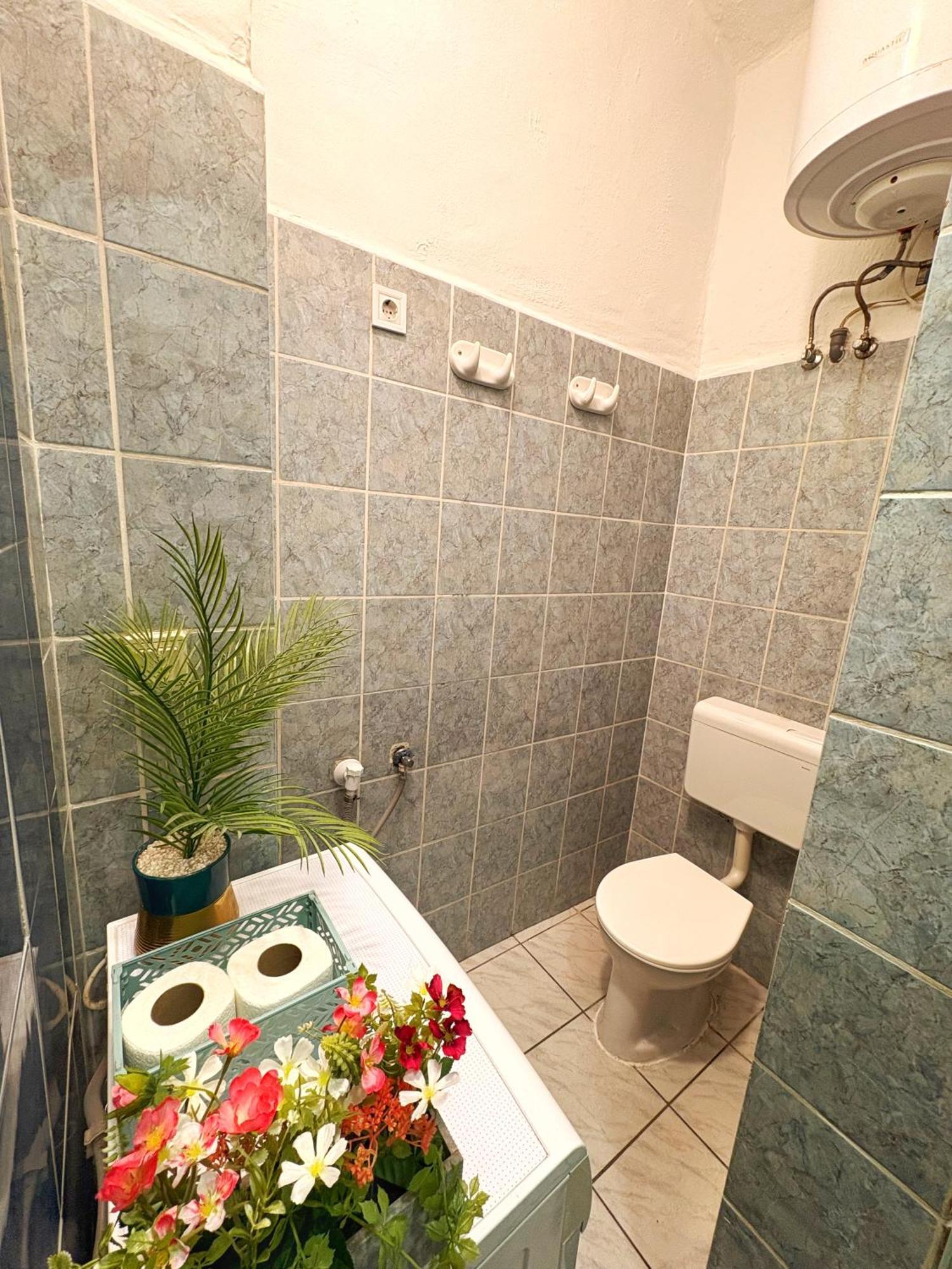 Central Private Apartment-7Pax Budapest Extérieur photo